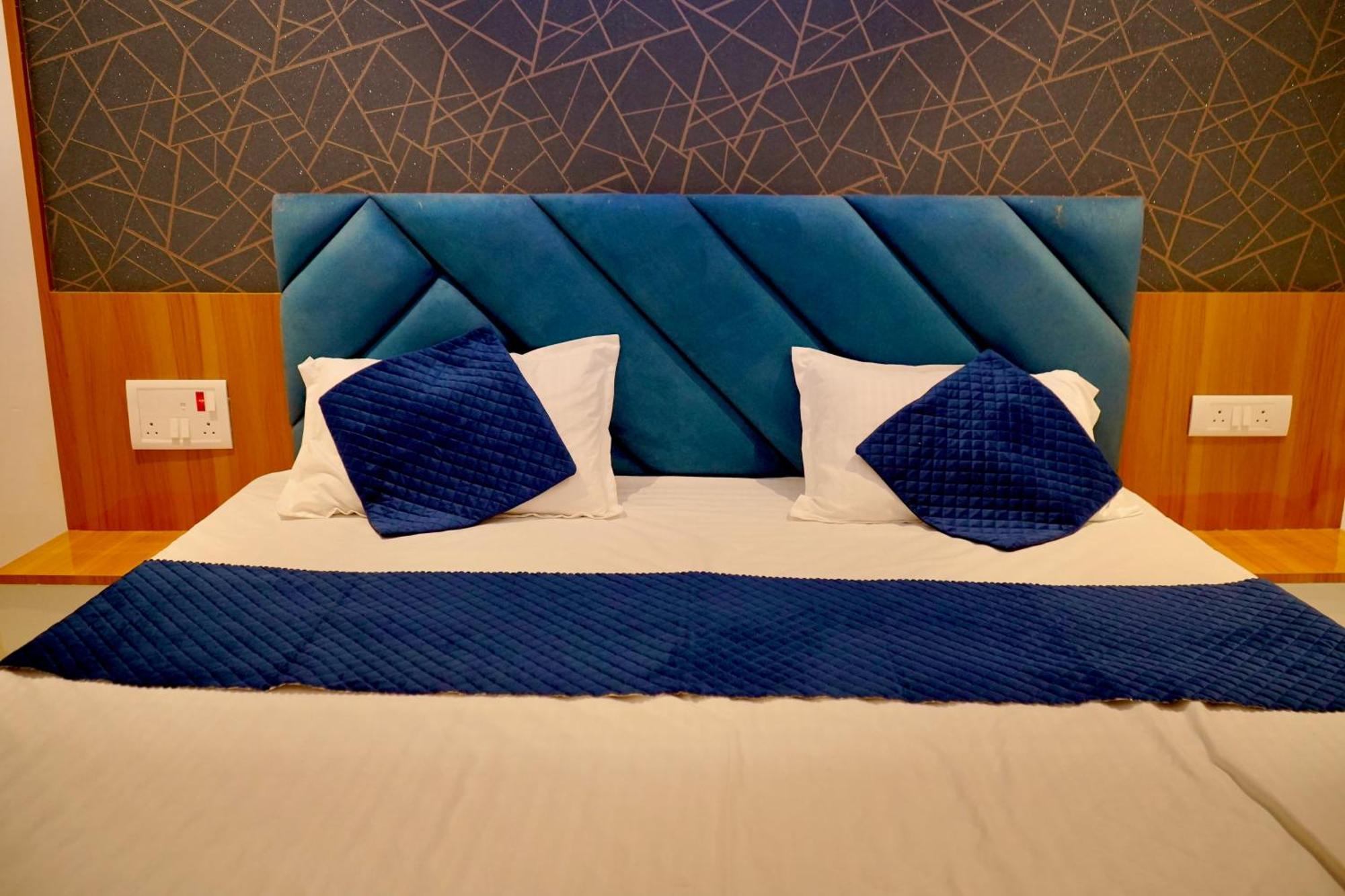 Hotel Madhuban ออรังกาบัด ภายนอก รูปภาพ